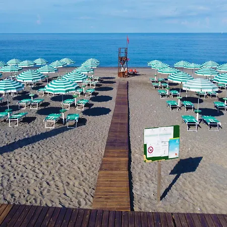 Holiday park Touring Club Italiano - Marina Di